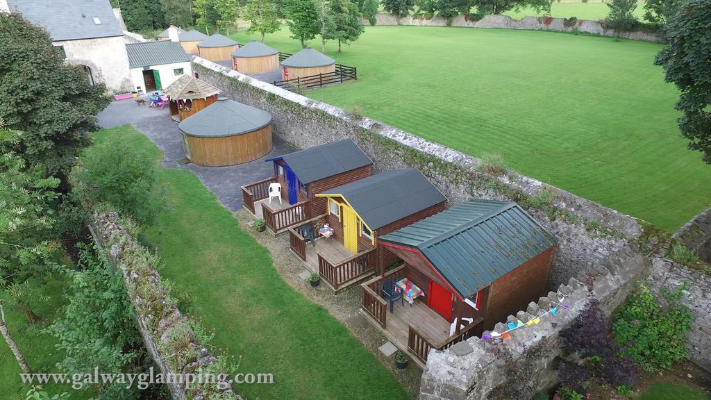 Hôtel Galway Glamping à Tuam Extérieur photo