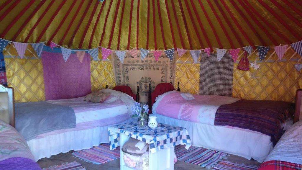 Hôtel Galway Glamping à Tuam Extérieur photo