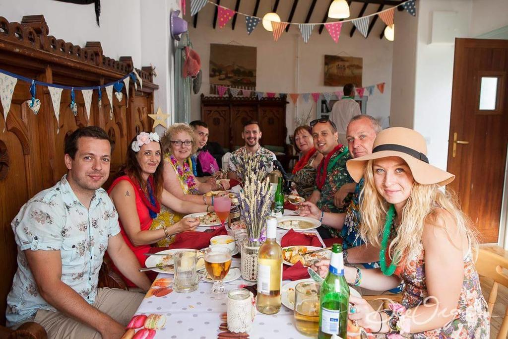 Hôtel Galway Glamping à Tuam Extérieur photo