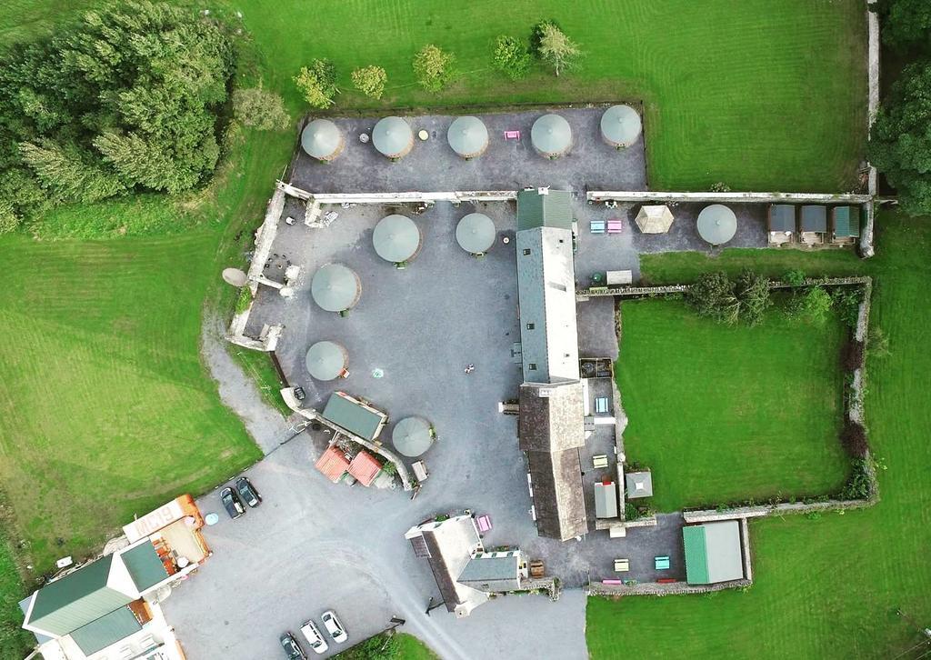 Hôtel Galway Glamping à Tuam Extérieur photo
